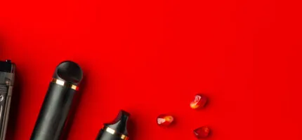 three-different-types-of-vape-devices-pomegranate-kit